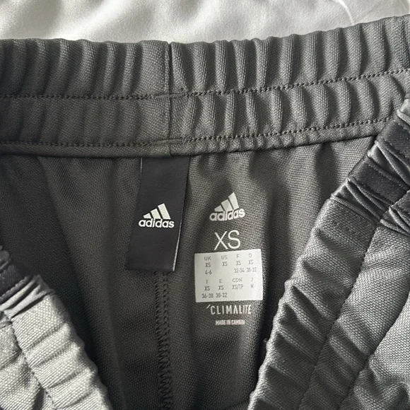 adidas Womens 3 Stripe Active Jogger - Picture 3 of 4